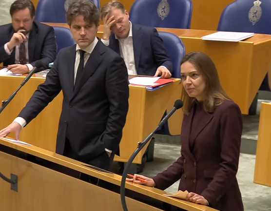 Het midden is doodsbang voor de PVV – Anti-Populista